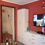 Haus Am Stein - Haus 1 בית נופש *