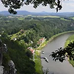 Haus Am Stein - Haus 1 *