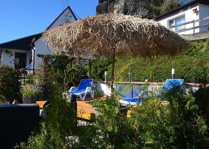 Haus Am Stein - Haus 1 بيت للعطل كونيجشتاين آن دير إلب